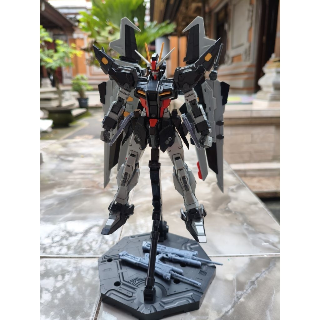 MG STRIKE NOIR DRAGON MOMOKO