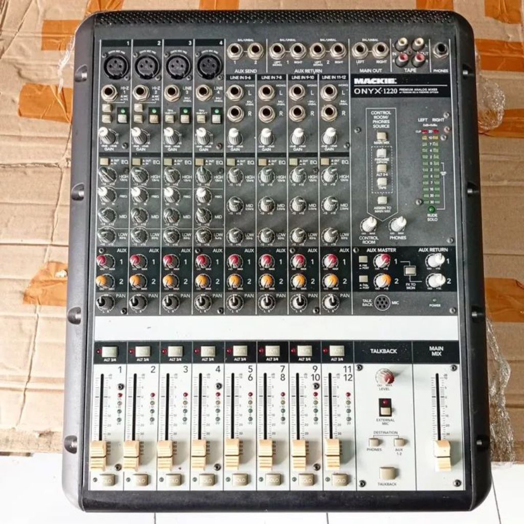 mixer MACKIE ONYX 1220 original