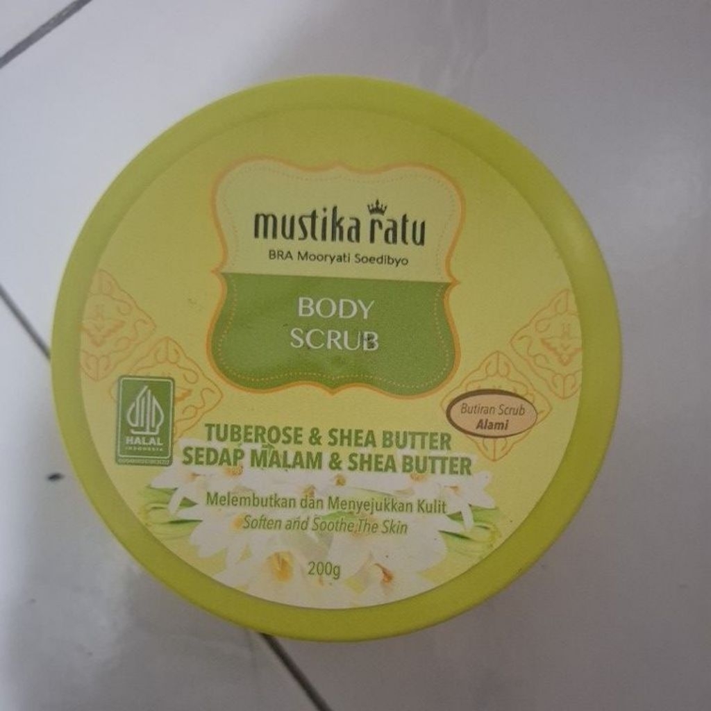 Mustika Ratu Body Scrub 200g Tuberose & Shea Butter - Sedap Malam & Shea Butter