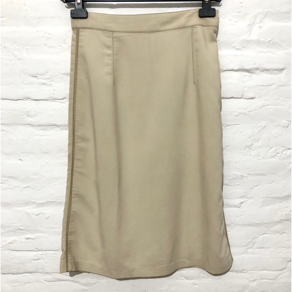 Cole rok span size S LP 70 panjang 64 warna beige bawahan minimalist office looks basic wear sku 190