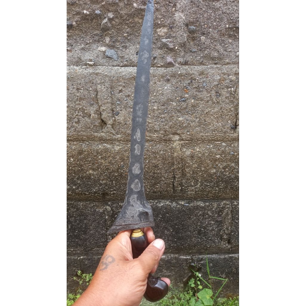 keris tilam upih sepuh pamor melati tangguh tuban majapahit sandangan kayu wunglen