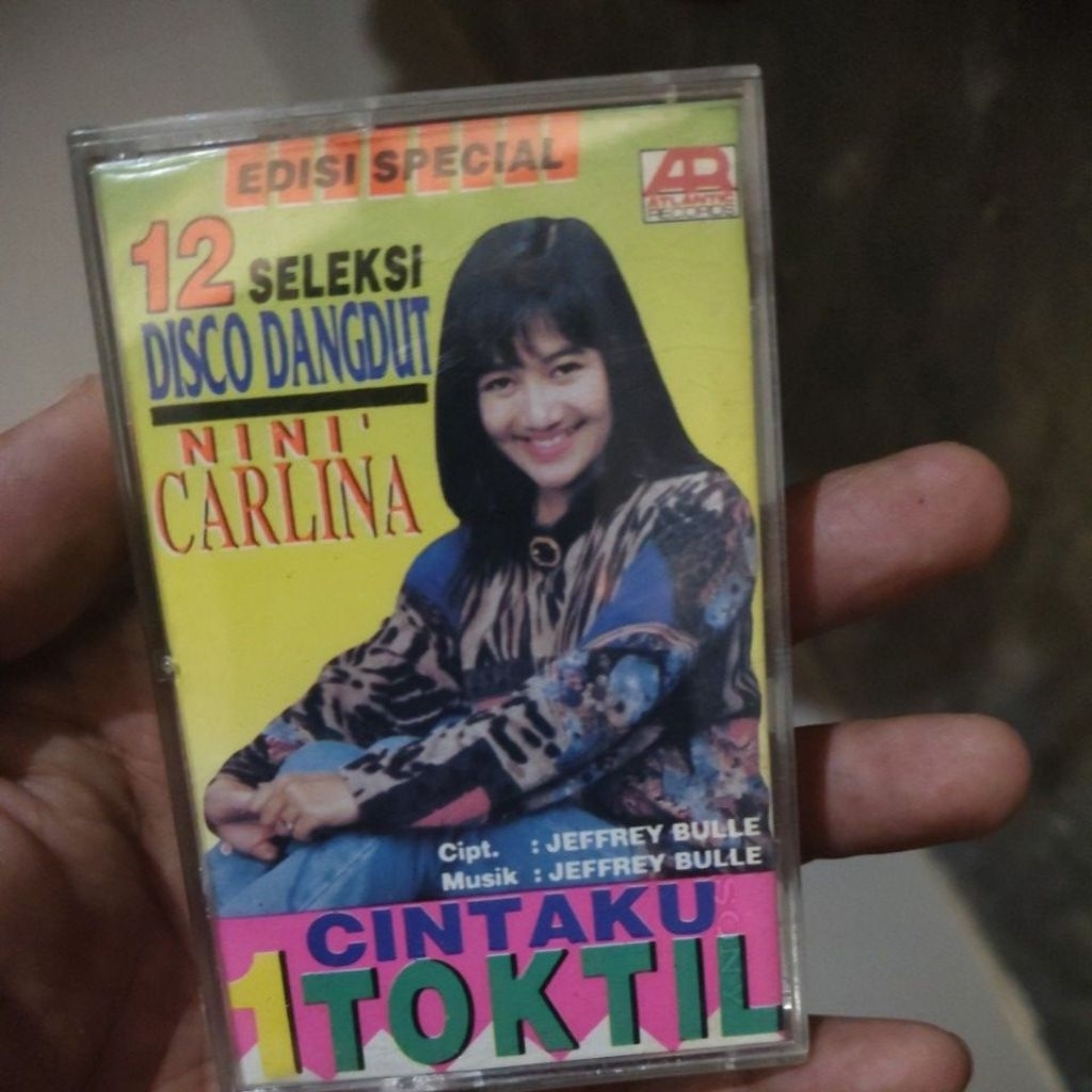 kaset pita  nini carlina 12 seleksi disco dandut