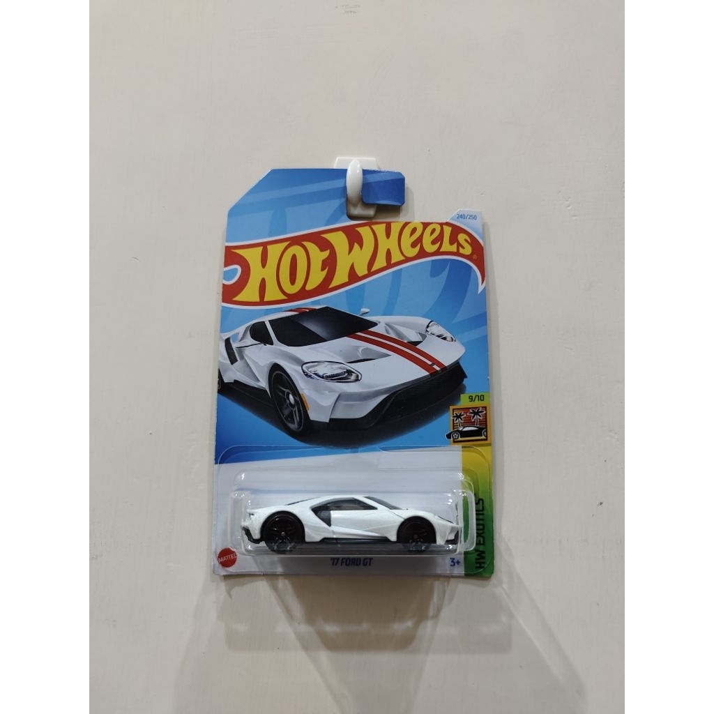 HotWheels 17 Ford GT