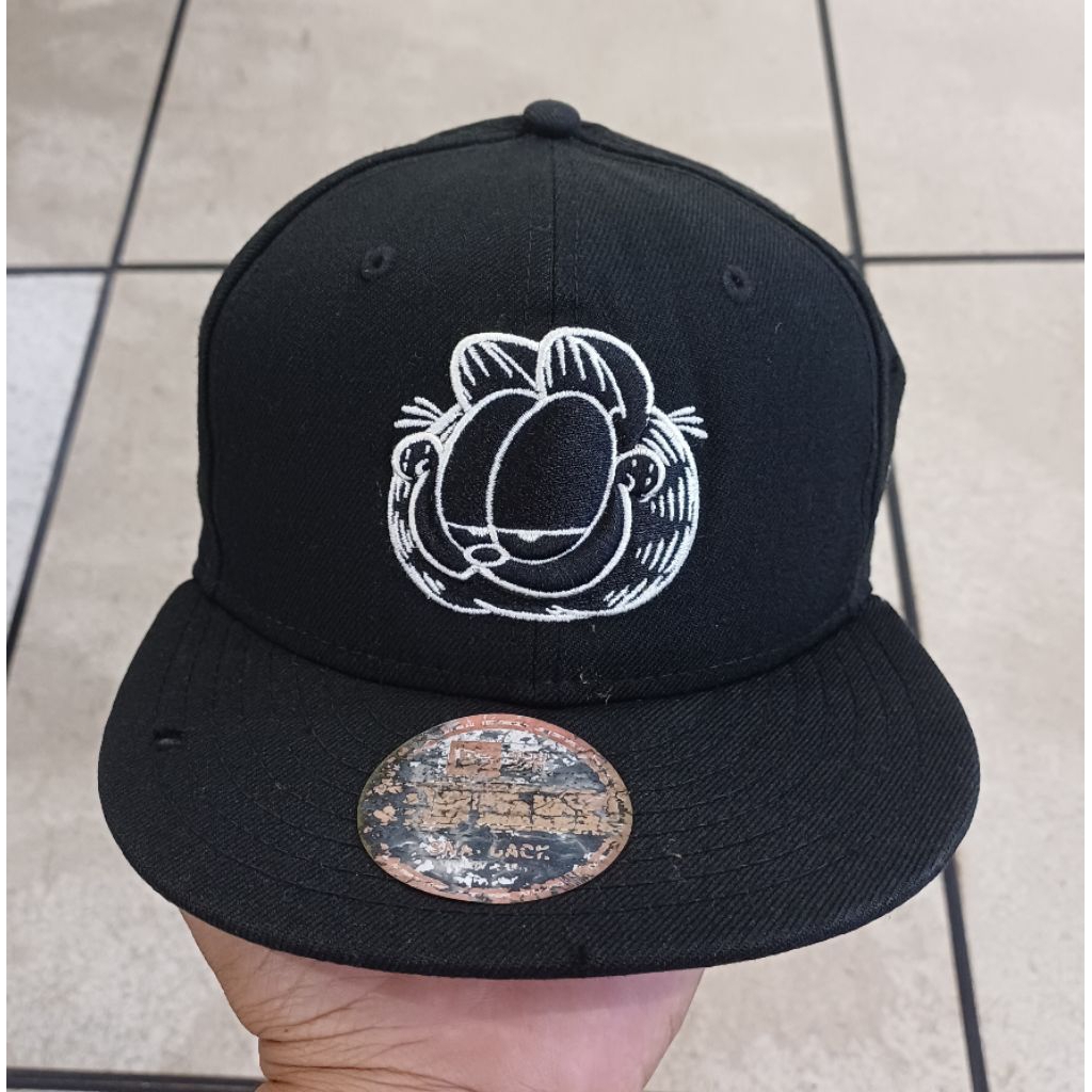 Topi New Era x Garfield