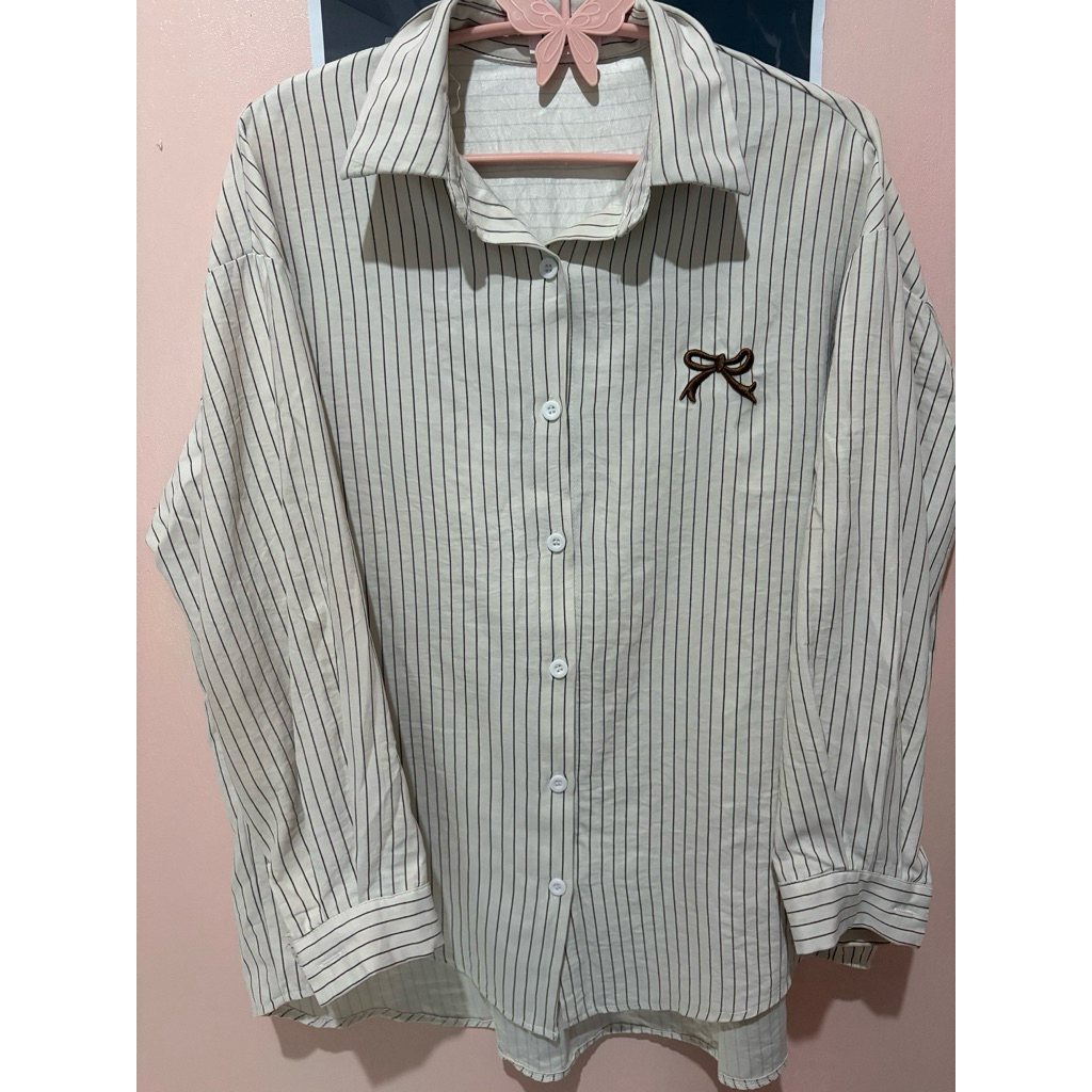 Preloved Kemeja Putih Salur Coklat Pita