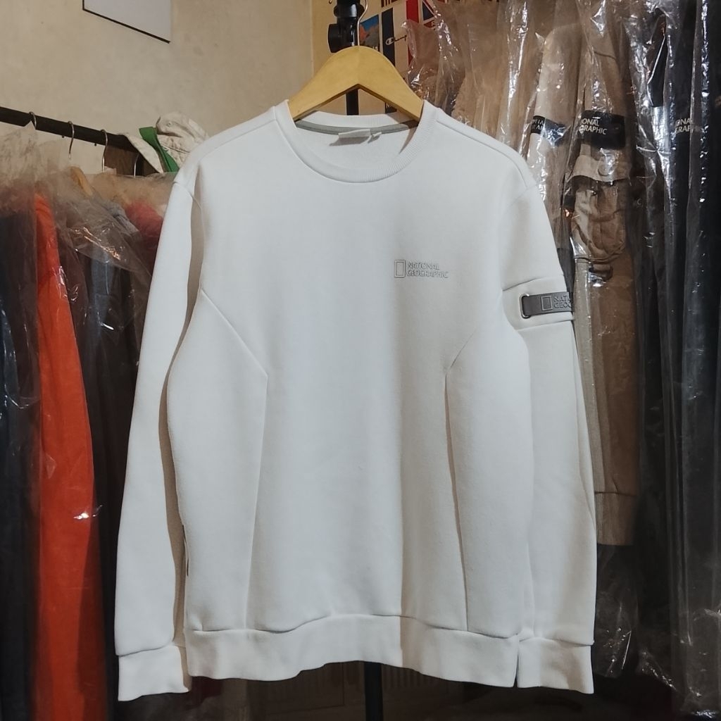 [Like new] CN Tebal National Geographic patch