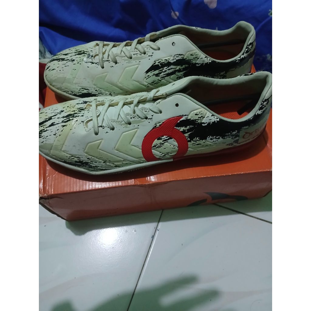Sepatu Futsal Ortuseight Inferno In