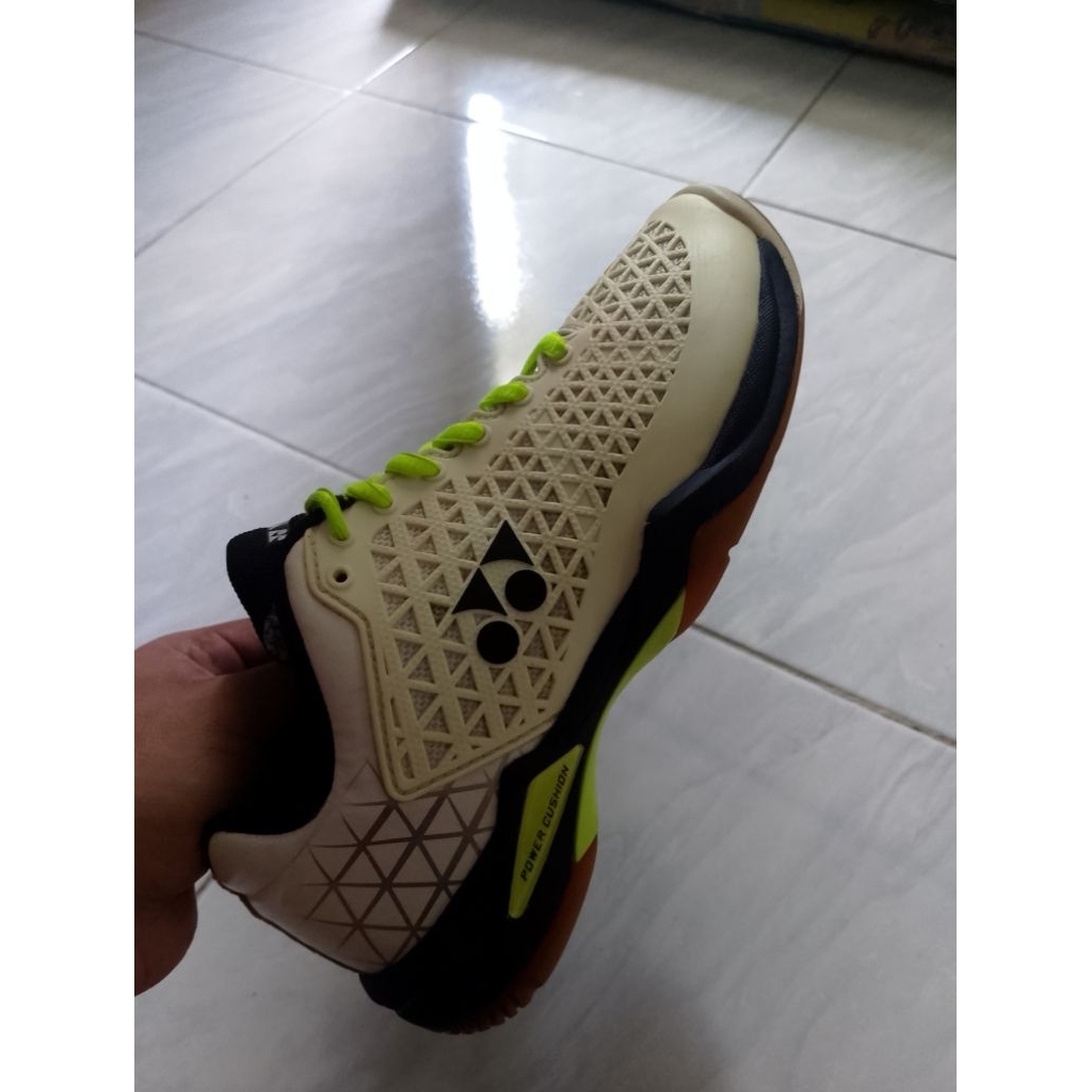 sepatu Yonex eclipsion x original