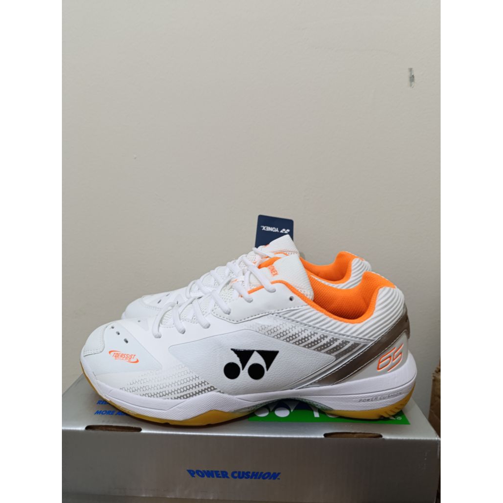 sepatu badminton yonex SHB 65 z3 power cushion