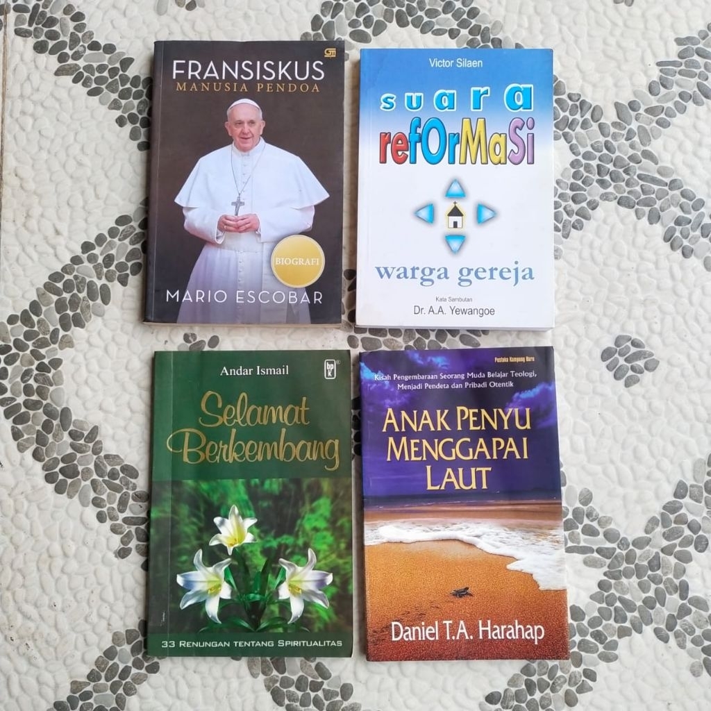 Buku Agama Kristen, KEKUATAN PENGHARAPAN, PAUS TERPOPULER, RAHASIA KEKAYAAN YAHUDI, NATO, Strategi S