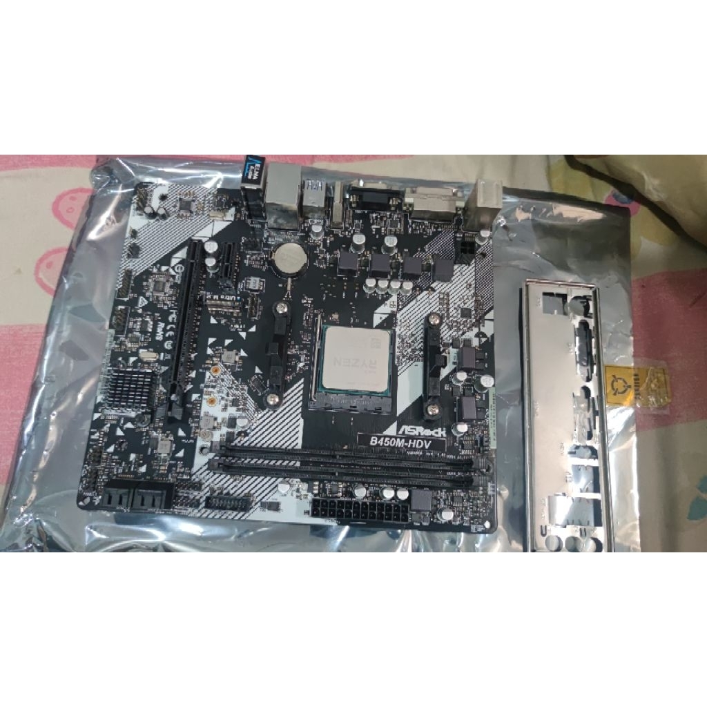 paket mobo b450m + Ryzen 3 3200g