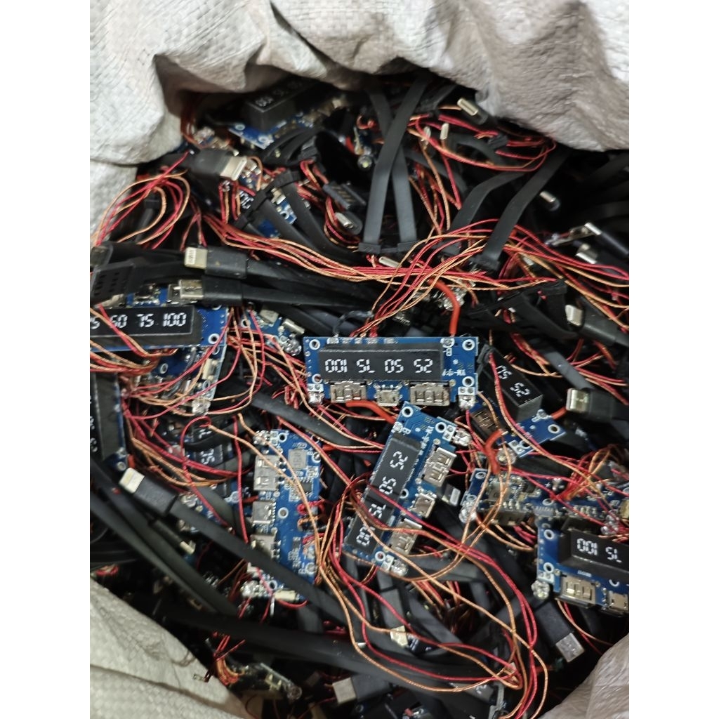 modul powerbank copotan merk GOTO 2.4A