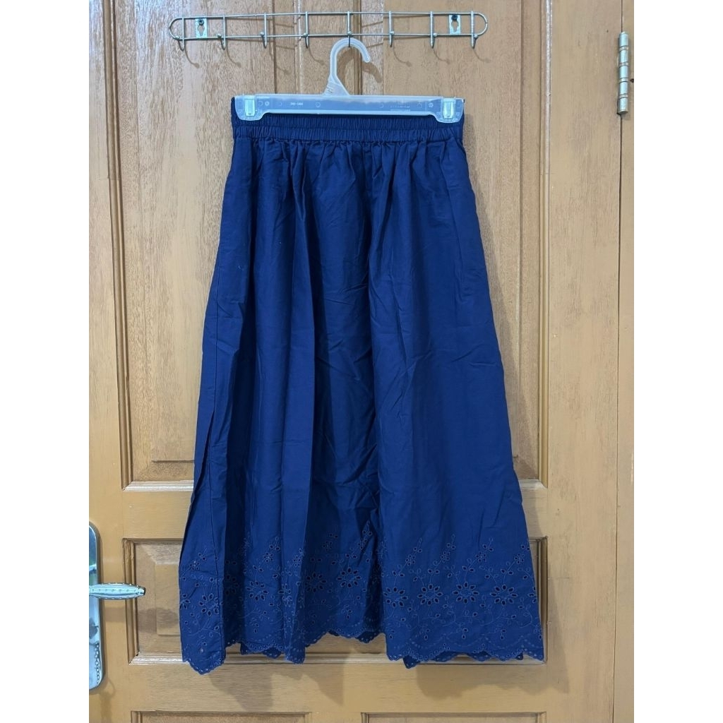 Skirt Uniqlo / Rok Uniqlo Navy