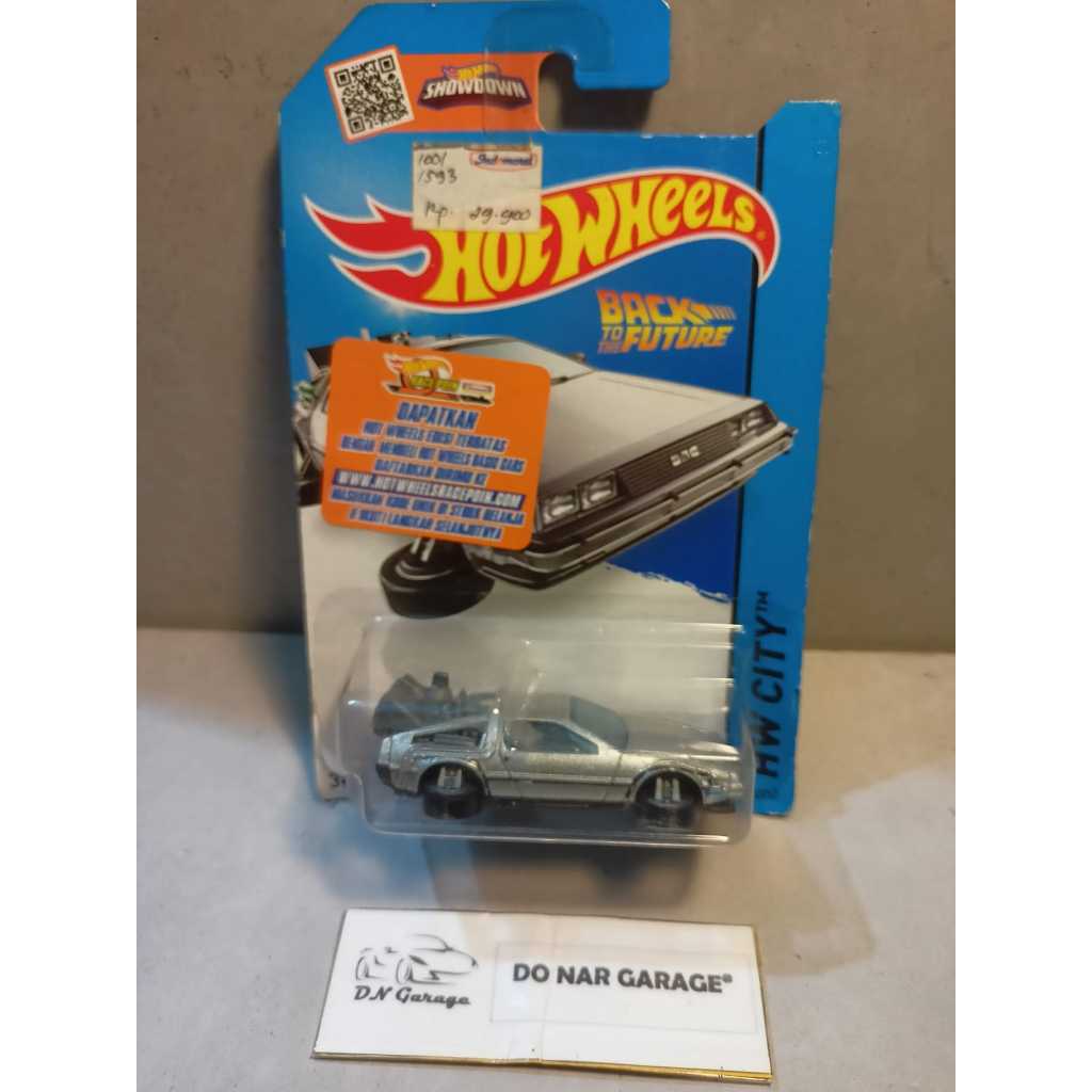 Hotwheels Regular HW Showdown (Back To The Future) – Time Machine Hover Mode