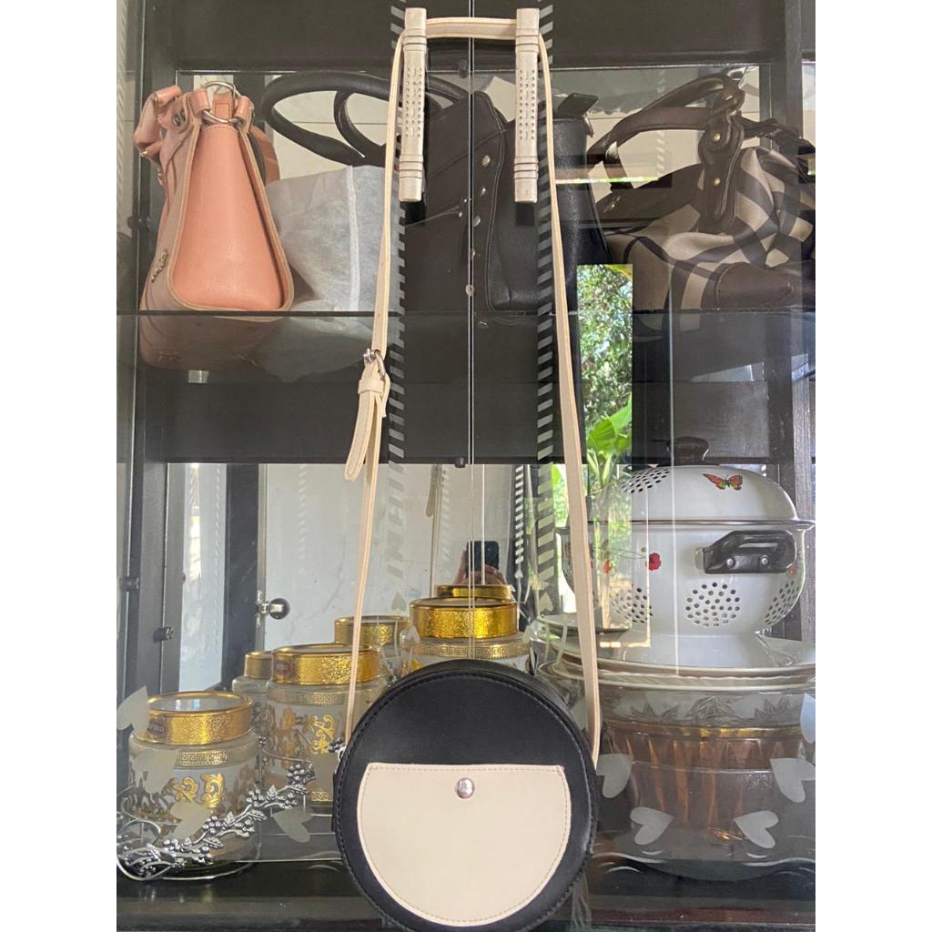 Miniso Rounded Crossbody Bag Tas Selempang Bulat
