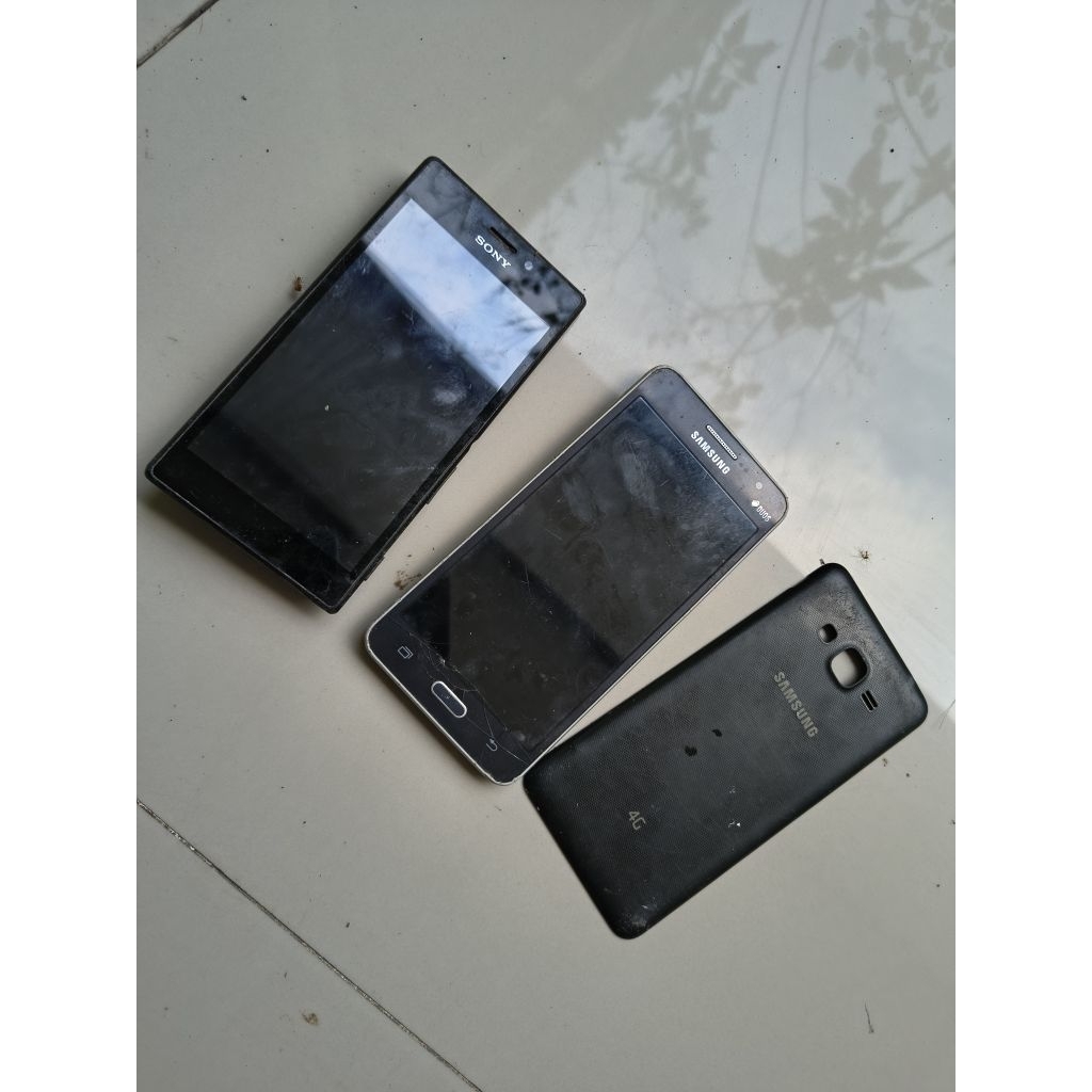 hp jadul kondisi rusak matot