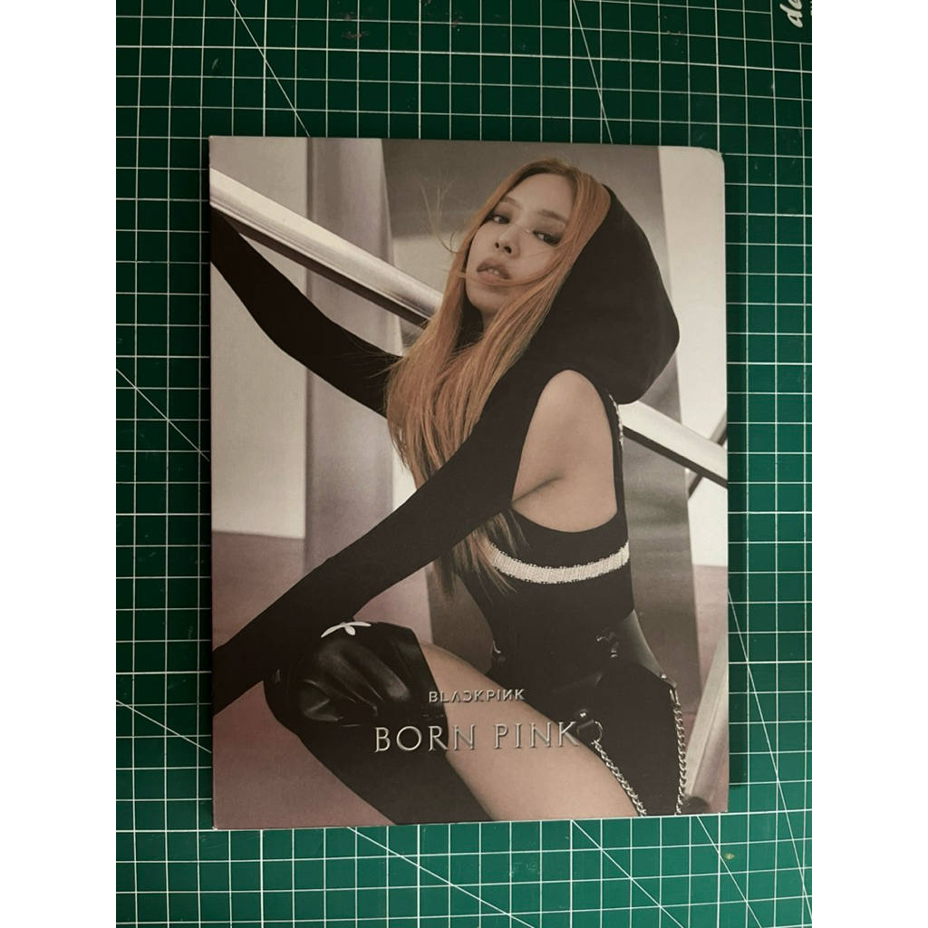 BLACKPINK BORNPINK ALBUM JENNIE