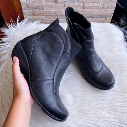 PSPGN.CO | original branded hush puppies black sepatu kulit wanita boot wedges