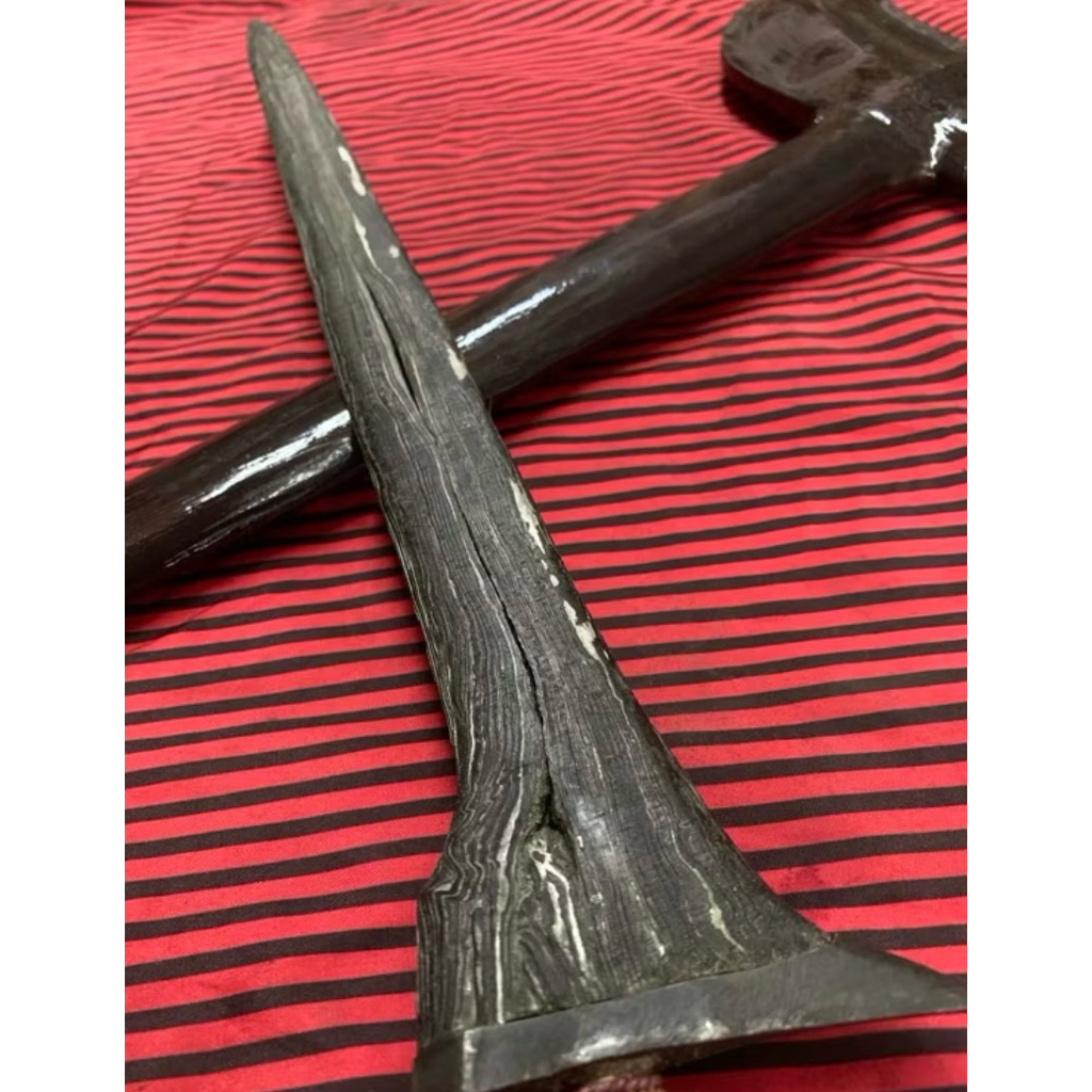 keris pemekang jagat lurus