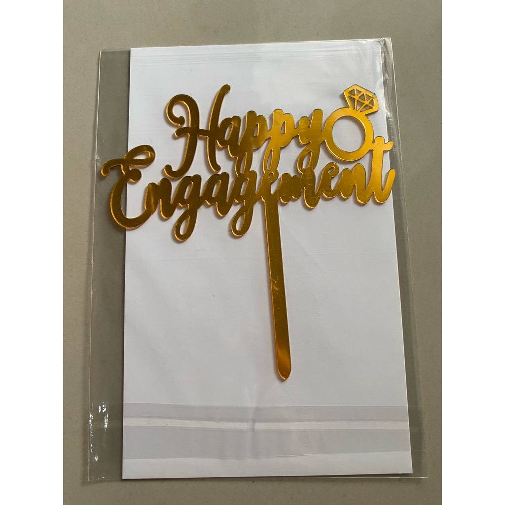 topper happy engagement