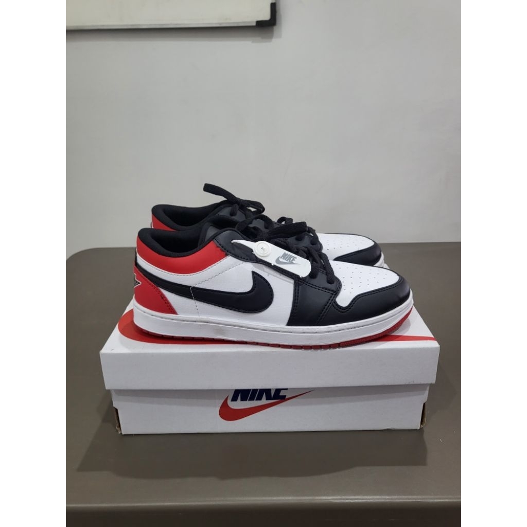 Sepatu Jordan Merah Hitam - Ringan, Nyaman, Desain Trendi