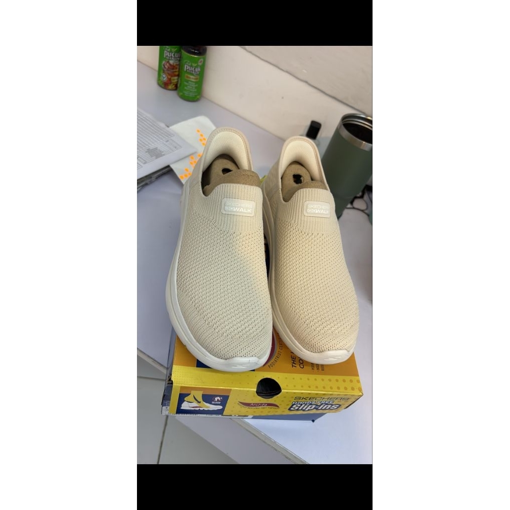 SKECHERS WOMEN SHOES - ARCH FIT