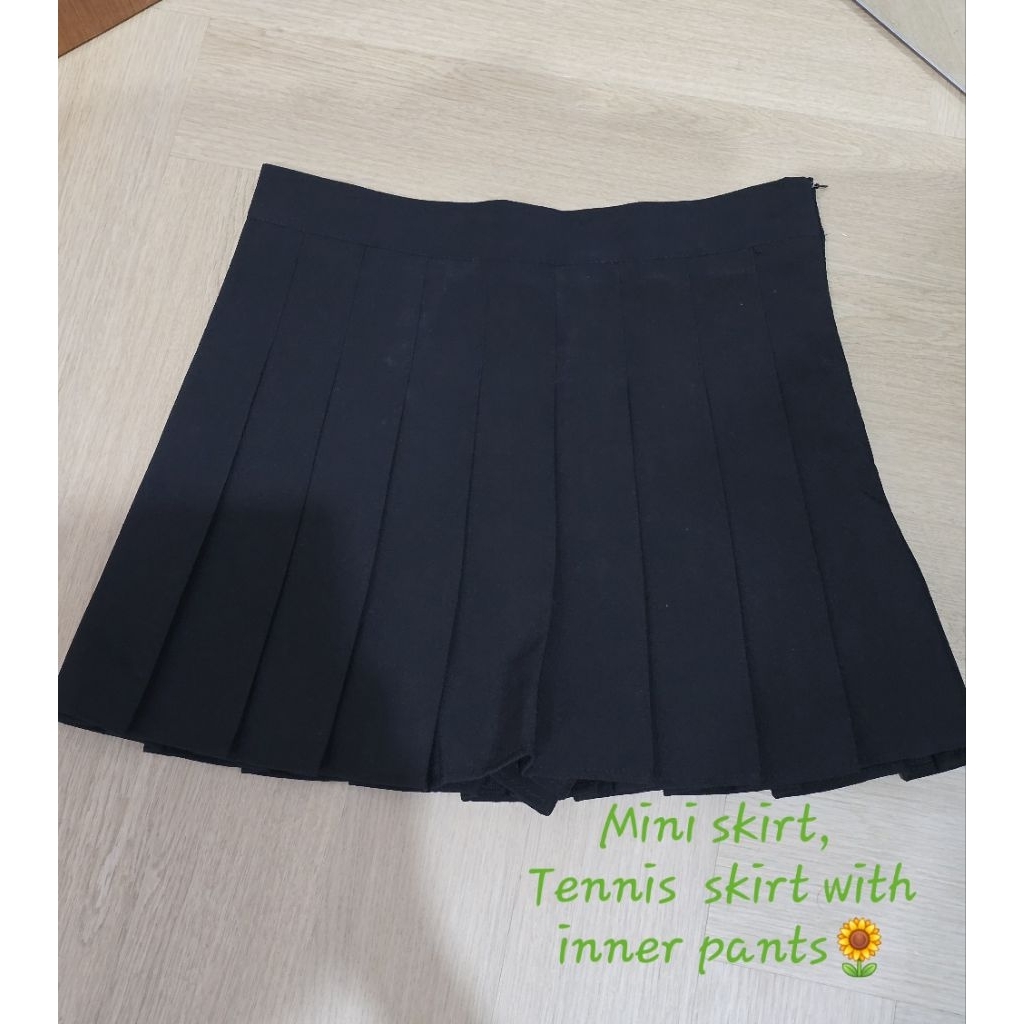preloved Tennis skirt /rok mini with inner pants