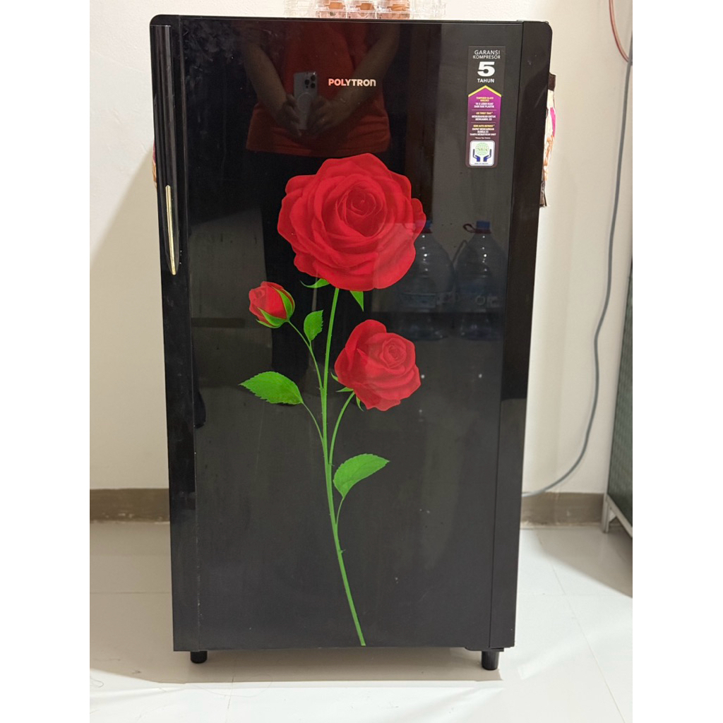 Kulkas 1 Pintu Second POLYTRON Belleza size 180 Liter