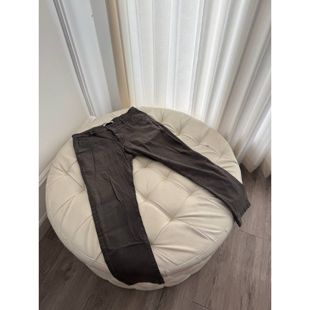 Preloved MANZONE basic grey jeans