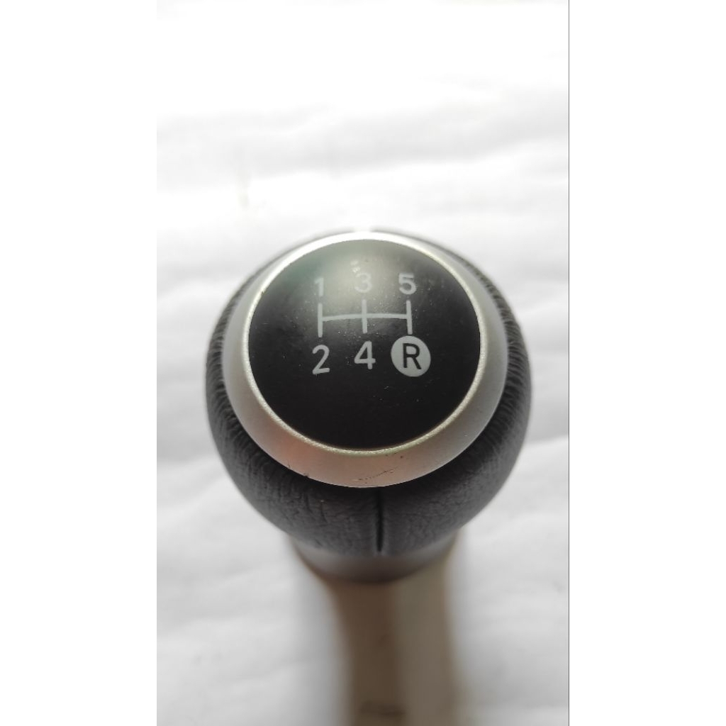 SHIFT KNOB MT MANUAL KNOB PEGANGAN PERSENELING MANUAL INNOVA REBORN ORIGINAL