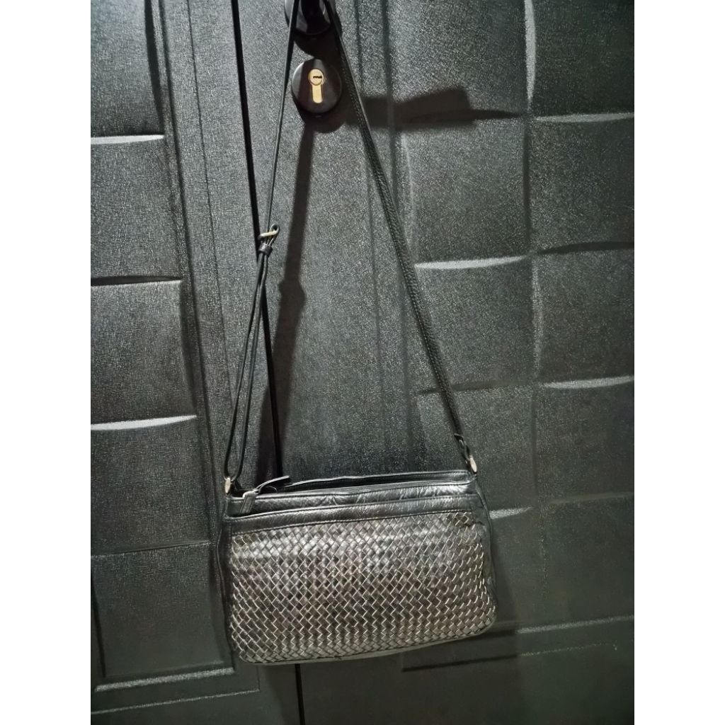 Tas cambag kulit tebal Derek Alexander