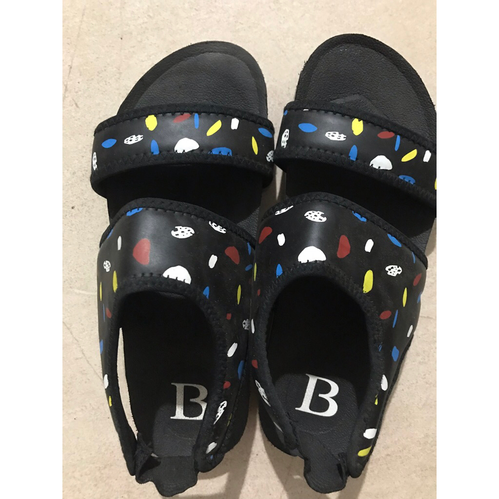 sandal berrybenka