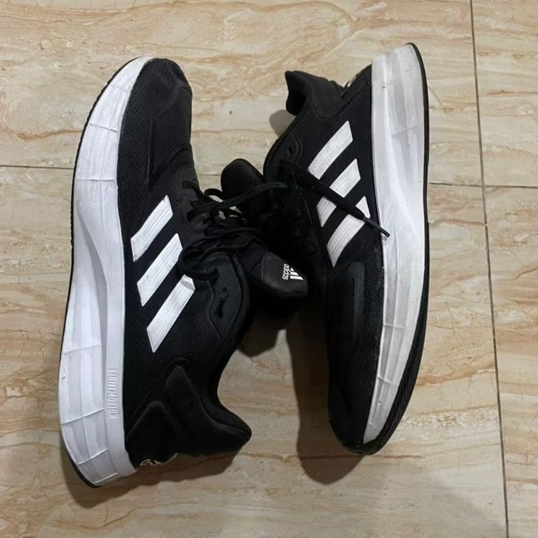 Sepatu Adidas Running Duramo 10