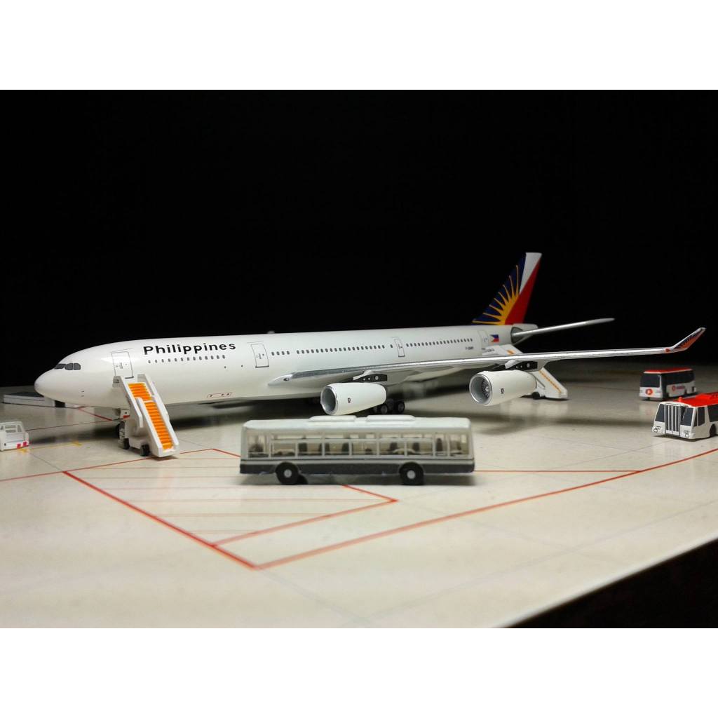 Diecast Pesawat Philippines - Airbus A340-200 - rego F-OHPI Aeroclassics skala 1:400