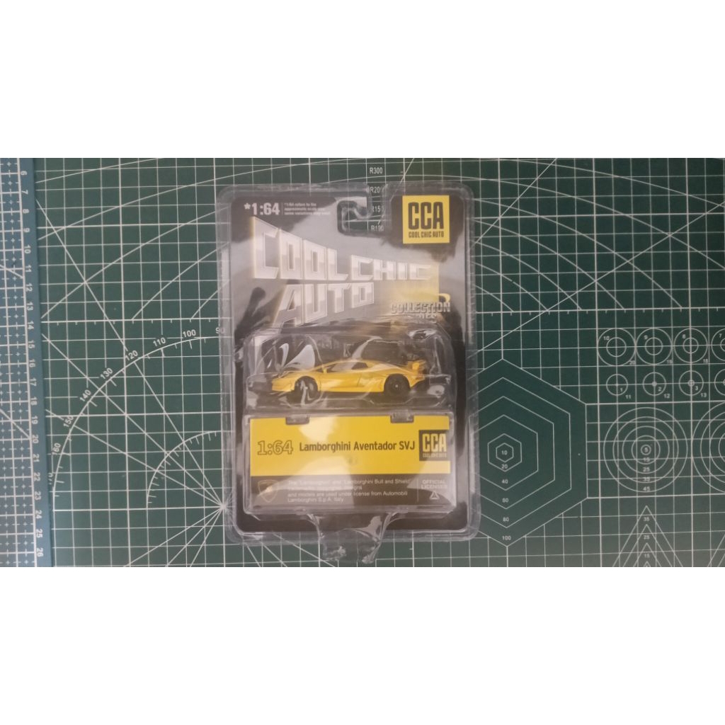 CCA Lamborghini Aventador SVJ Diecast 1:64