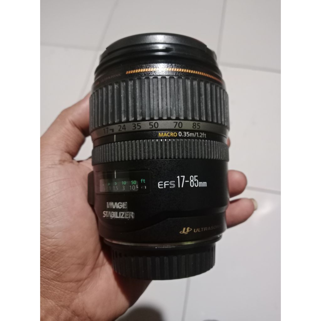 Lensa Canon 17-85mm is usm