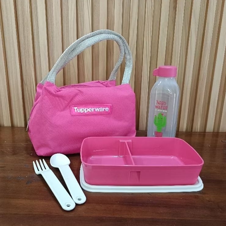 Tupperware pink lunch set