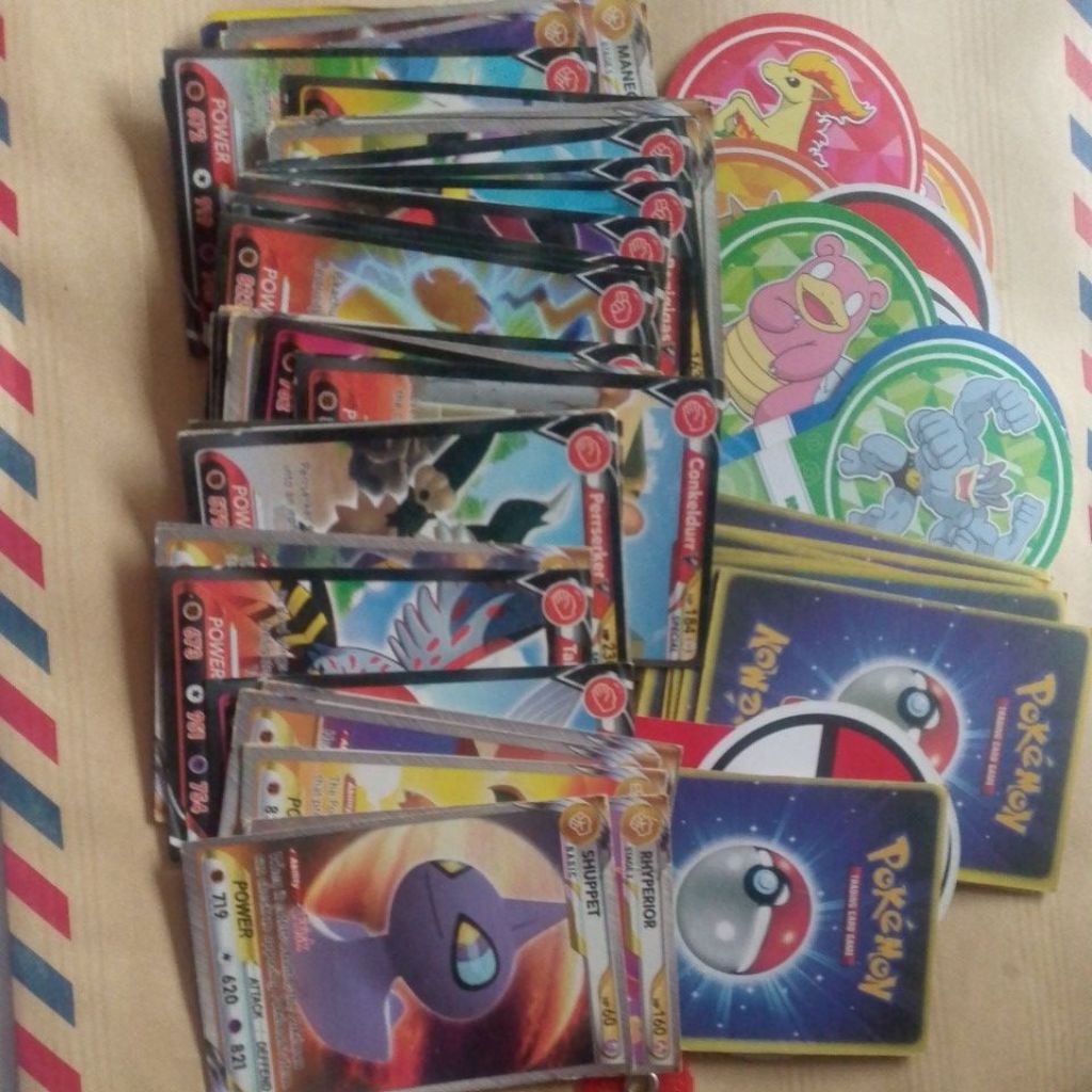 kartu pokemon bekas