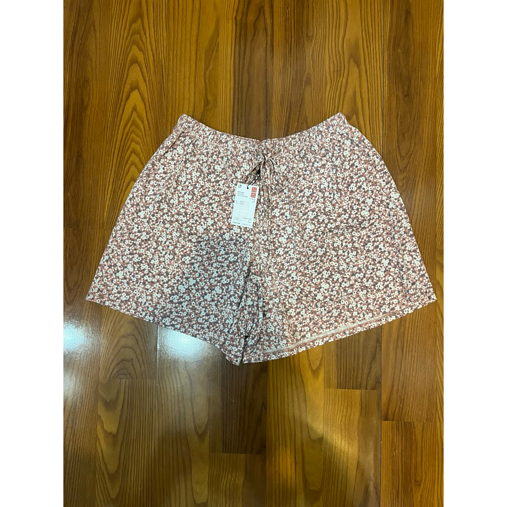 Celana pendek • Brand Uniqlo • New with tag