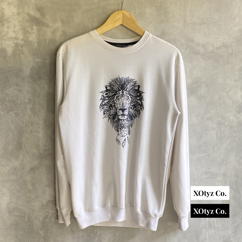 Jaket Putih Details | Jaket Unisex | Kondisi Bagus