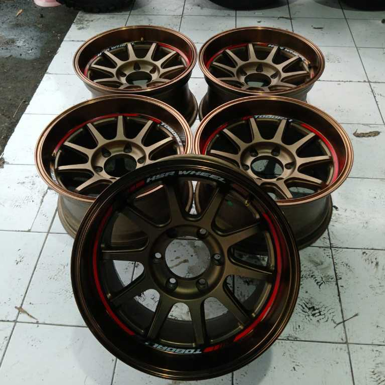 Velg Pelek Mobil Bekas Ring 17 Lubang Baut 6 TOBOALI HSR R17 H6X139,7
