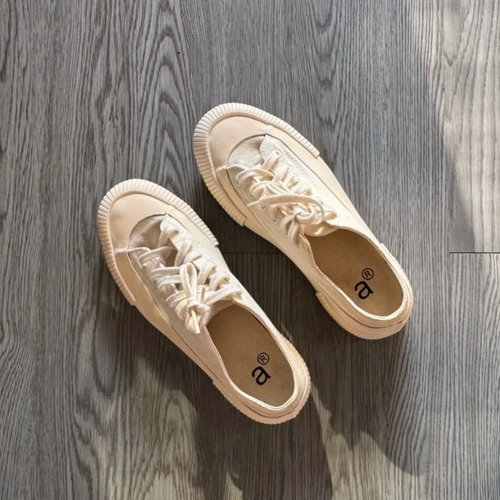 sepatu cream merk arise