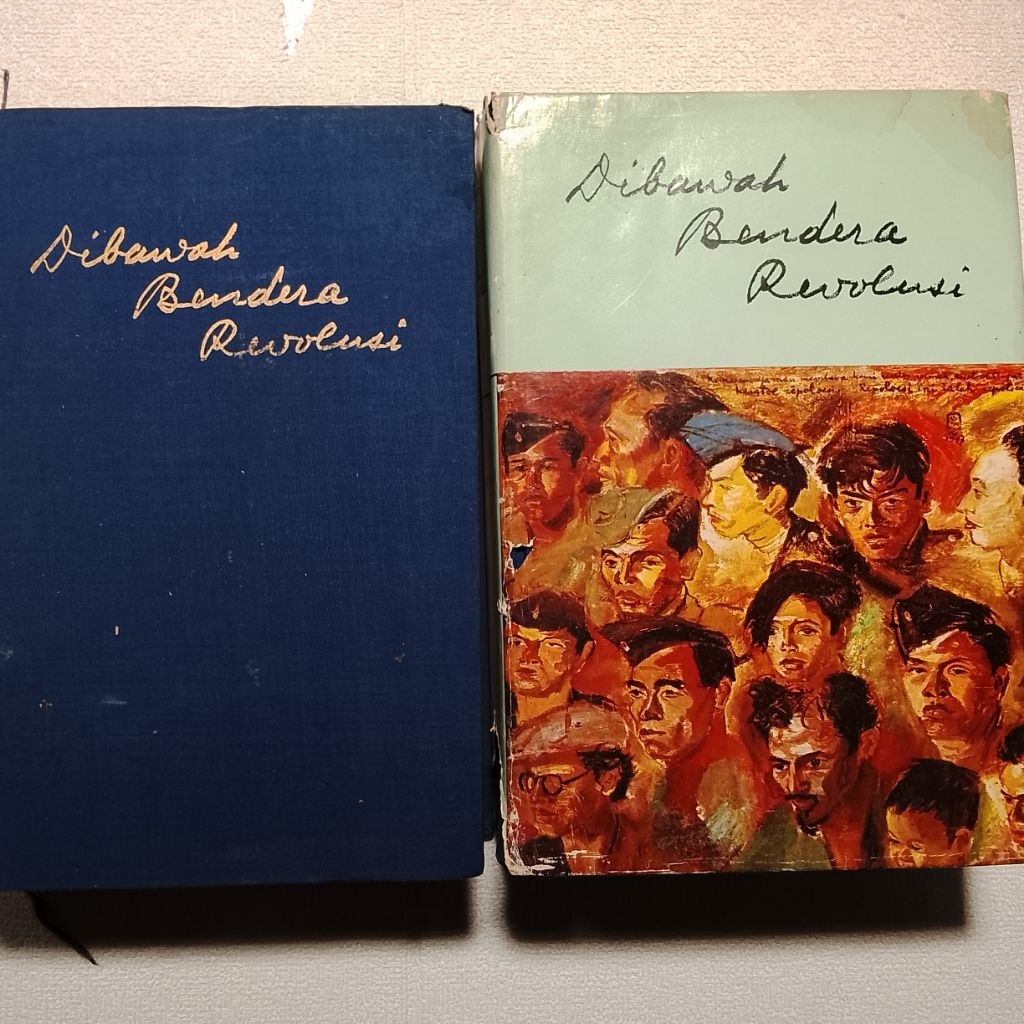 Buku Asli IR.SUKARNO SATU SET DIBAWAH BENDERA REVOLUSI DJILID PERTAMA DAN DJILID KEDUA