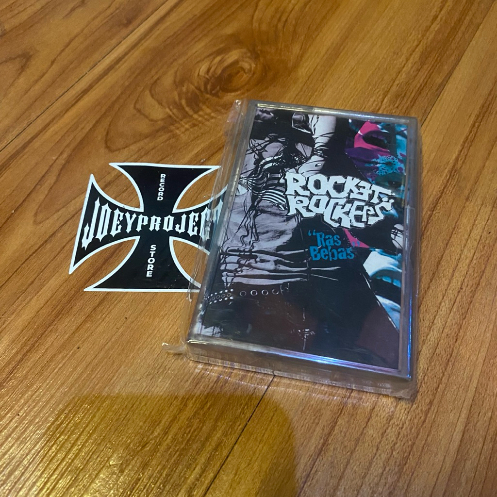 kaset rocket rockers - ras bebas