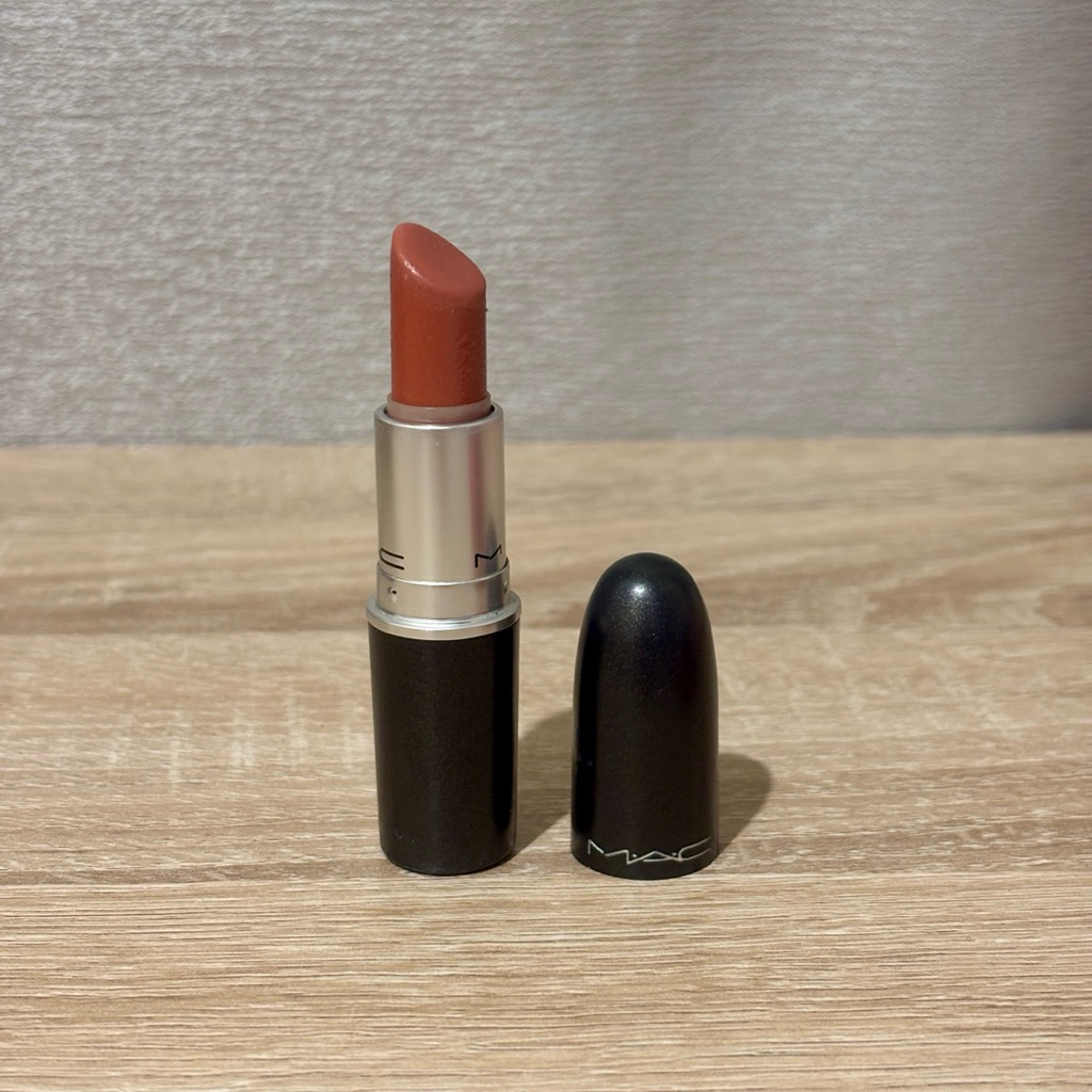 MAC Satin Lipstick Mocha 813