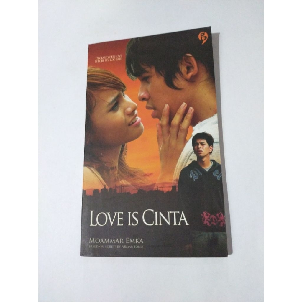 novel second love is cinta Moammar Emka