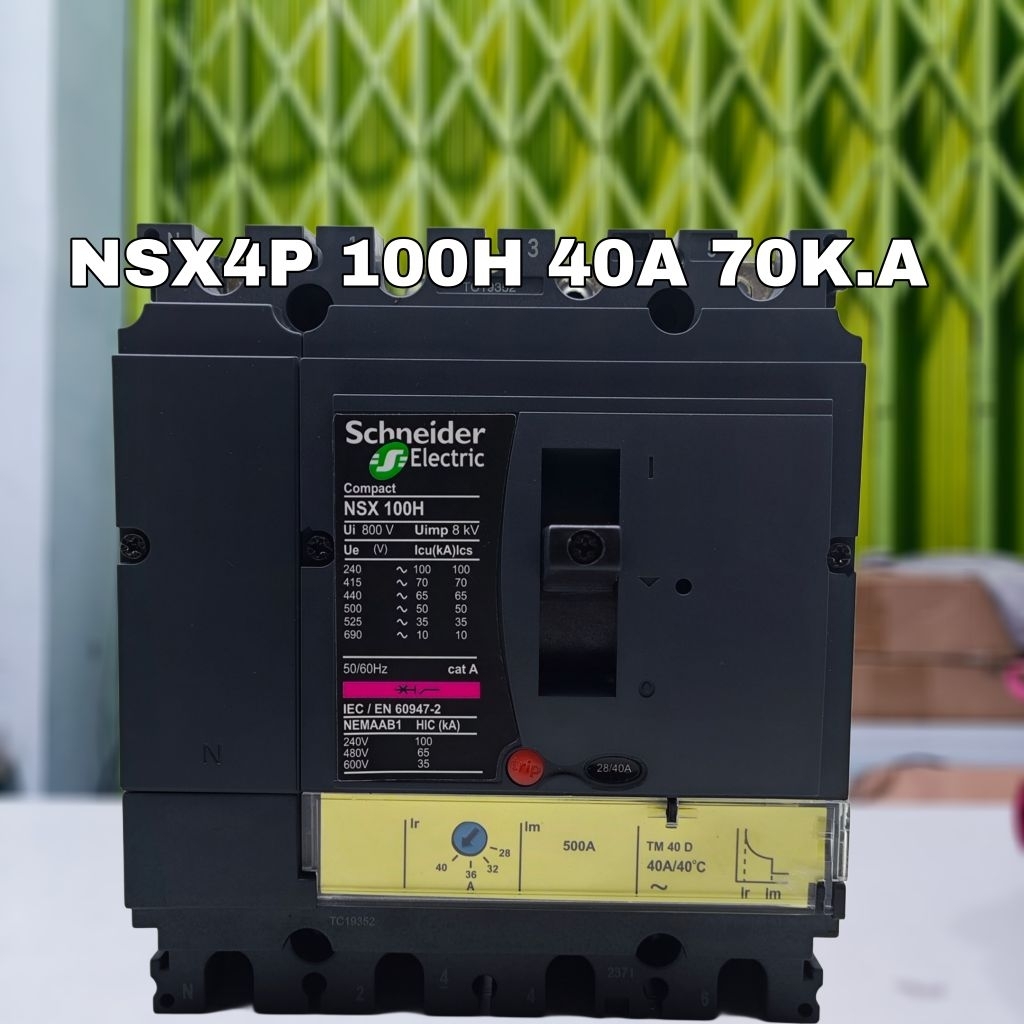 MCCB CIRCUIT BREAKER NSX100H 4P 40A NSX100H 4POLE 4P 40 A TM40D 4 POLE