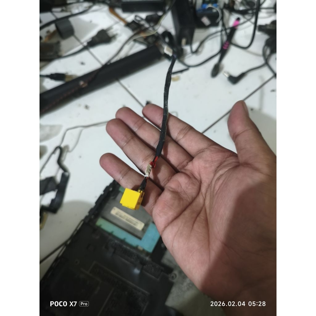 port charger laptop Lenovo e220s ori