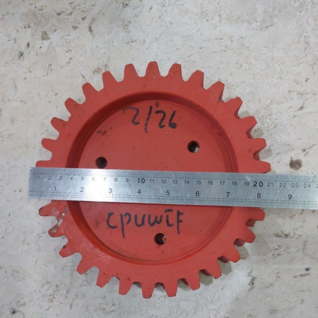 Gigi kontra molen hercules besi cor /gear molen hercules