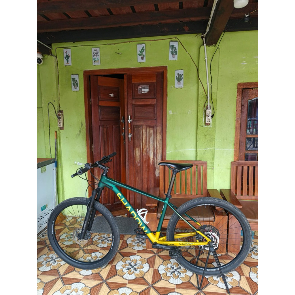 Sepeda MTB Shadow Nagato by United Like New